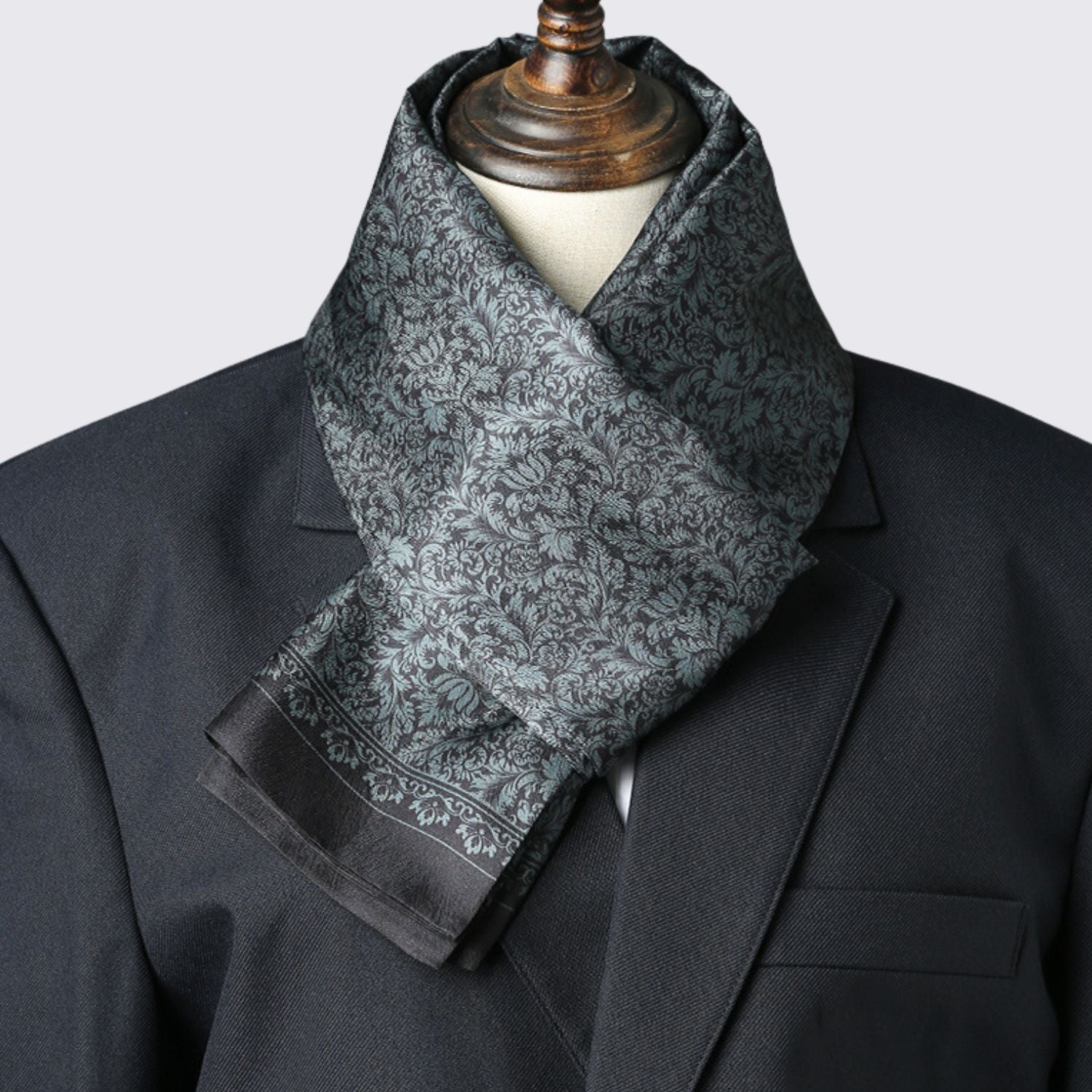 Double-layer men’s silk scarf