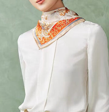 Silk scarf (65×65 cm)